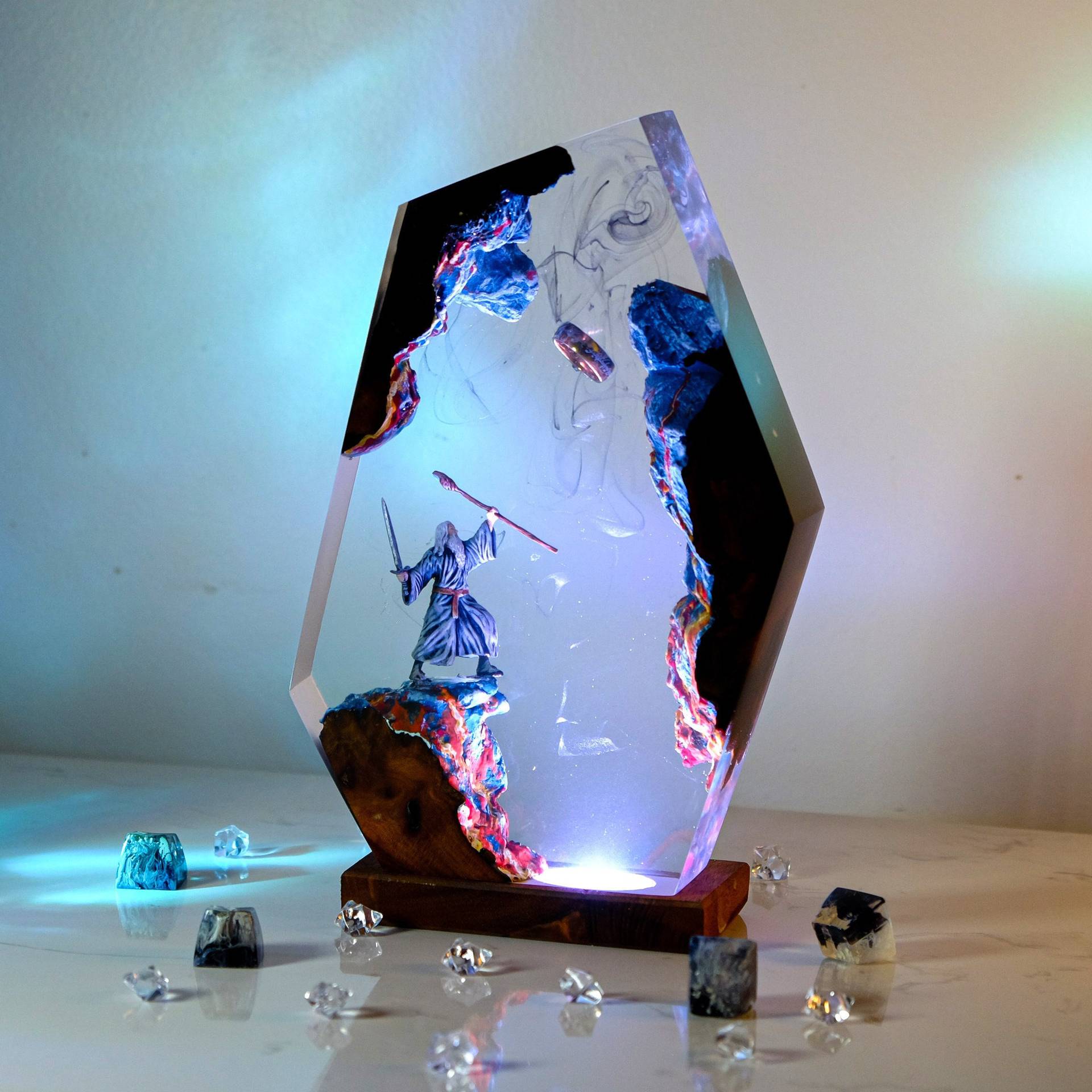 Настольная лампа-фигурка из см – обзор и цена Lighting Decor Items